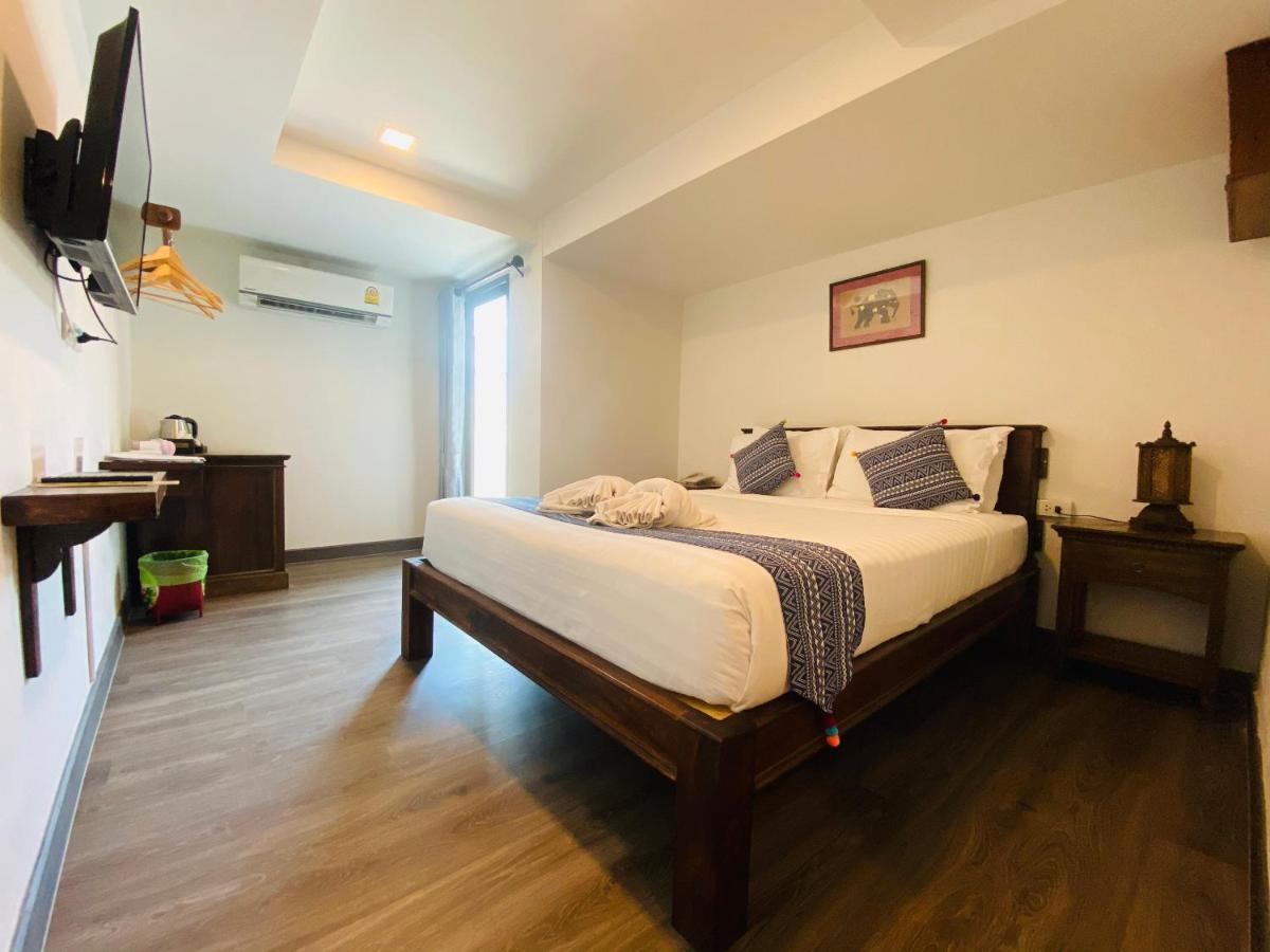 C Hotel Boutique And Comfort Chiang Mai Ngoại thất bức ảnh