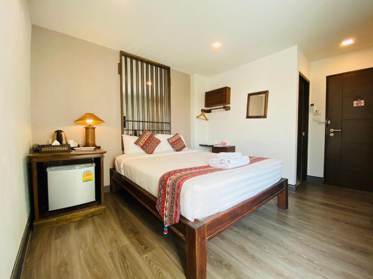 C Hotel Boutique And Comfort Chiang Mai Ngoại thất bức ảnh