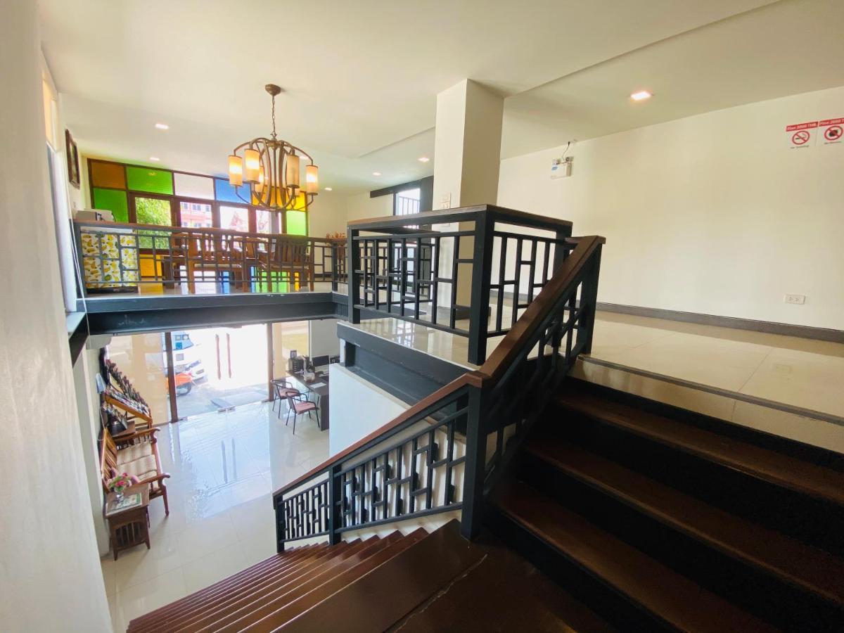 C Hotel Boutique And Comfort Chiang Mai Ngoại thất bức ảnh